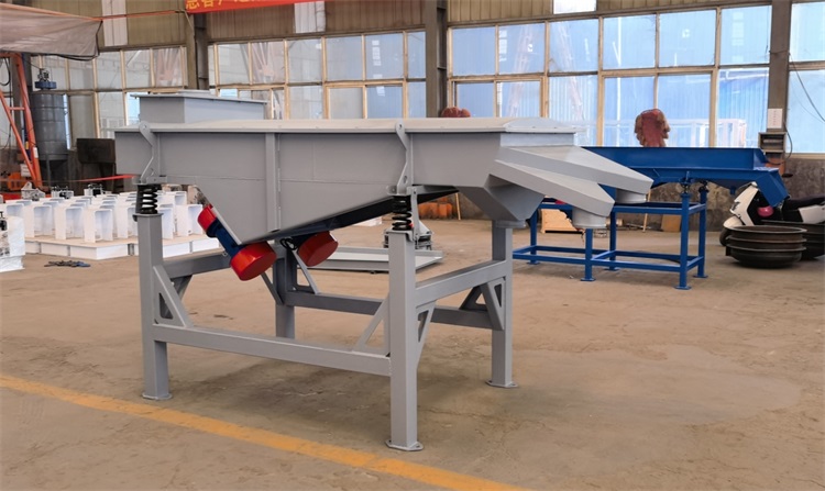 直線振動(dòng)篩選型指南:7大核心要素解析與行業(yè)應(yīng)用全攻略